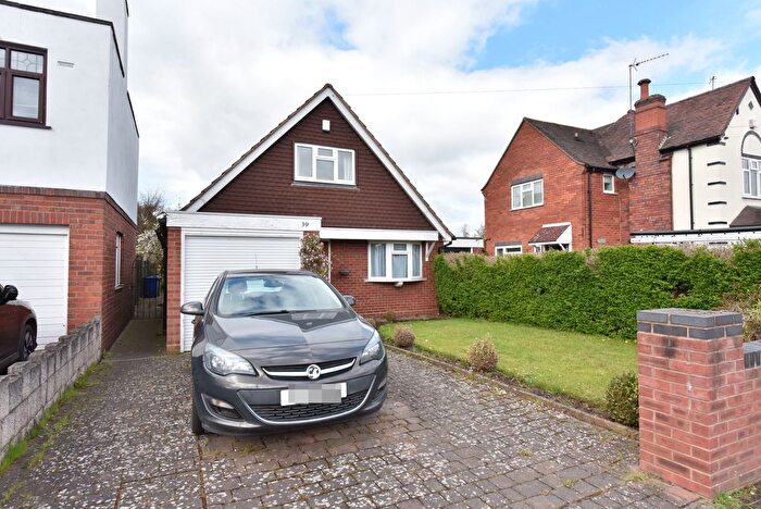 3 Bedroom Detached House For Sale In Kingswinford, Penzer Street, DY6