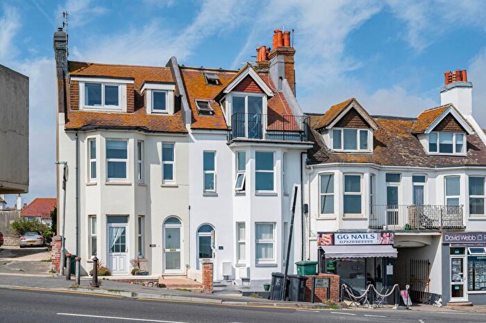 2 Bedroom Apartment For Sale In West Street, Rottingdean, BN2