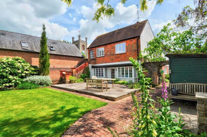 4 Bedroom Link Detached House To Rent In *Coming Soon* Hart Street, Henley On Thames, RG9