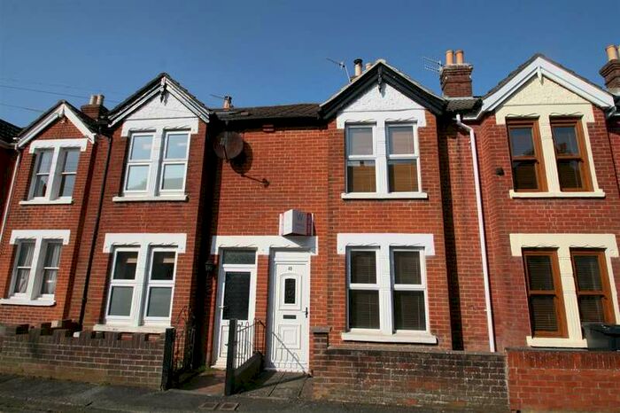 2 Bedroom Terraced House To Rent In Salisbury - Elm Grove Road, SP1
