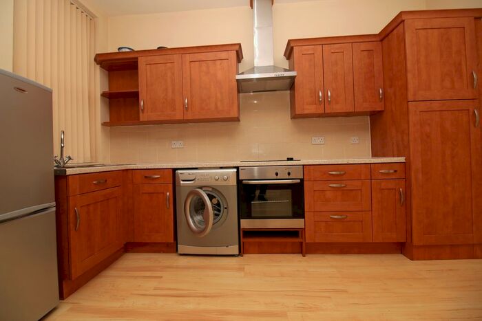 2 Bedroom Flat To Rent In Flat 2, 15 Kings Road, Doncaster, South Yorkshire DN1