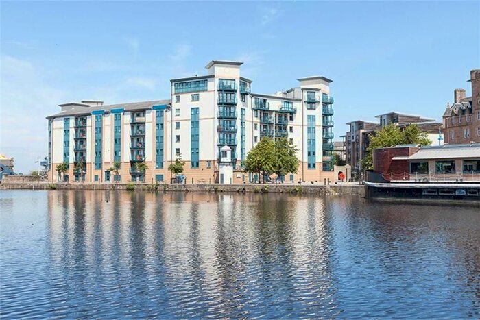 2 Bedroom Flat To Rent In Tower Place, Edinburgh, EH6