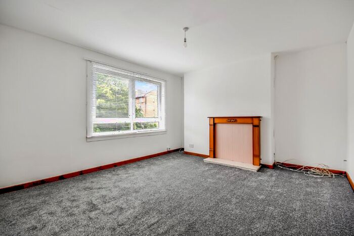 3 Bedroom Flat To Rent In Ann Street, Inverclyde, Greenock, PA15