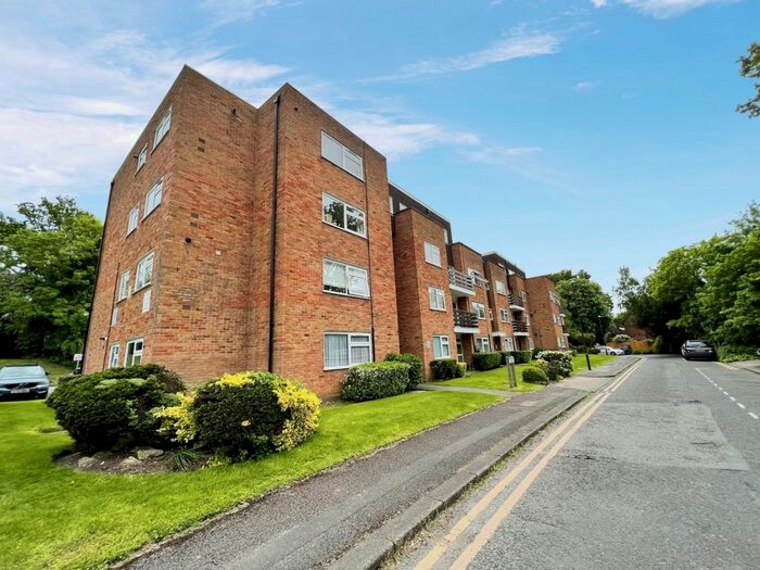 1 Bedroom Flat To Rent In September Way, Stanmore, HA7