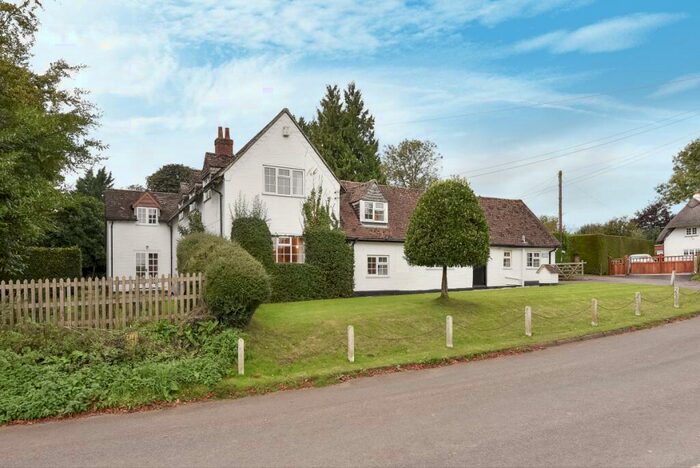 6 Bedroom Detached House To Rent In The Green Ellisfield, RG25