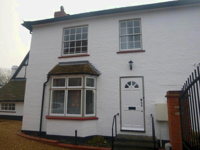 2 Bedroom Apartment To Rent In Bedford Road, Barton Le Clay, MK45