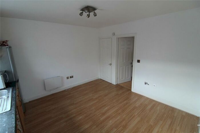 1 Bedroom Apartment To Rent In High Street, Edgware, HA8