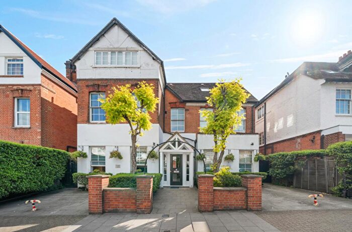 Studio To Rent In Finchley Road, Hampstead, London, NW3