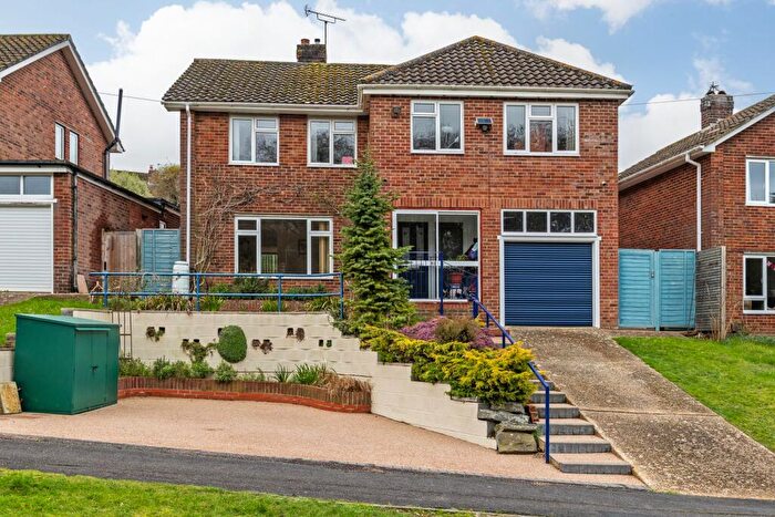 4 Bedroom Detached House For Sale In Teg Down Meads, Winchester, SO22