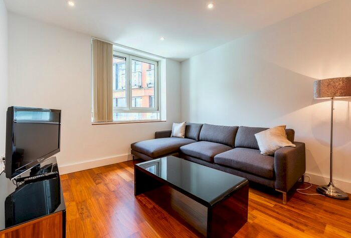 1 Bedroom Flat To Rent In Praed Street, London, W2