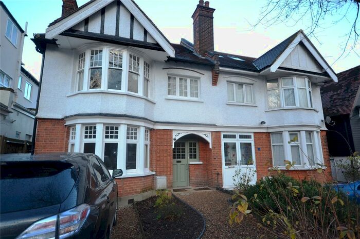 3 Bedroom Semi-Detached House To Rent In Arden Road, Finchley, N3