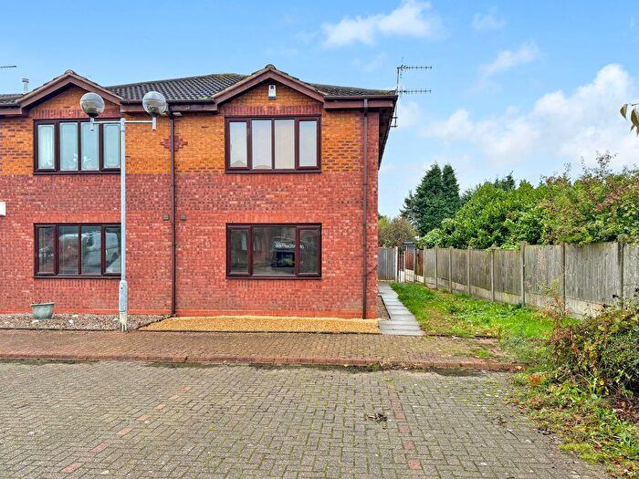 1 Bedroom Flat For Sale In Vienna Way, Meir Hay, Stoke-On-Trent, ST3