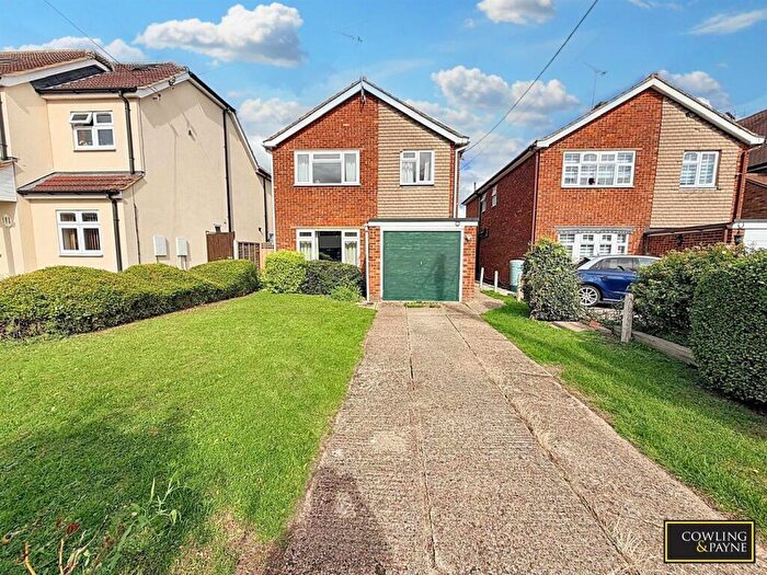 3 Bedroom Detached House For Sale In Wick Beech Avenue, Wickford, SS11