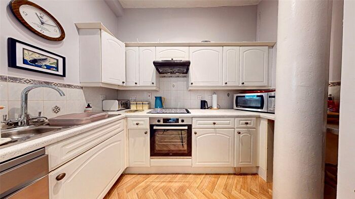 1 Bedroom Flat For Sale In Chepstow House, Chepstow Street, Manchester, M1