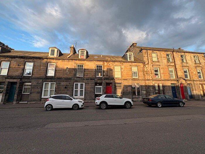 2 Bedroom Flat To Rent In Ferry Street, Montrose, Angus, DD10