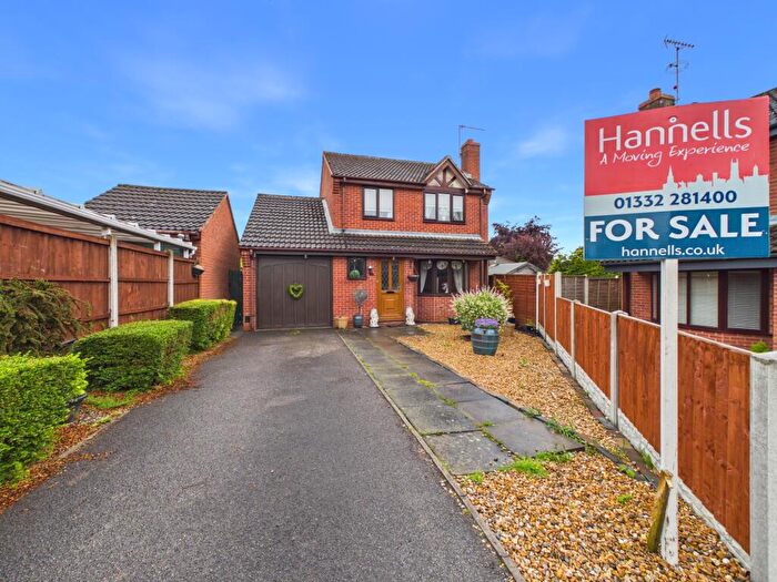 3 Bedroom Detached House For Sale In Lampeter Close, Oakwood, DE21