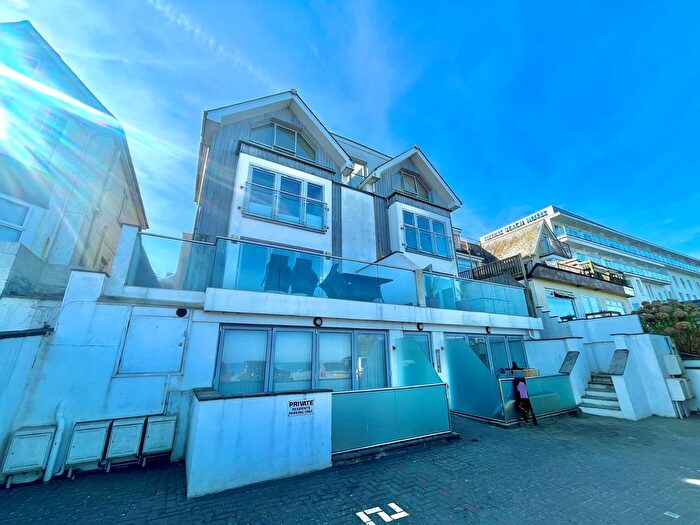 2 Bedroom Flat To Rent In Fistral Beach Apartments, Newquay, TR7