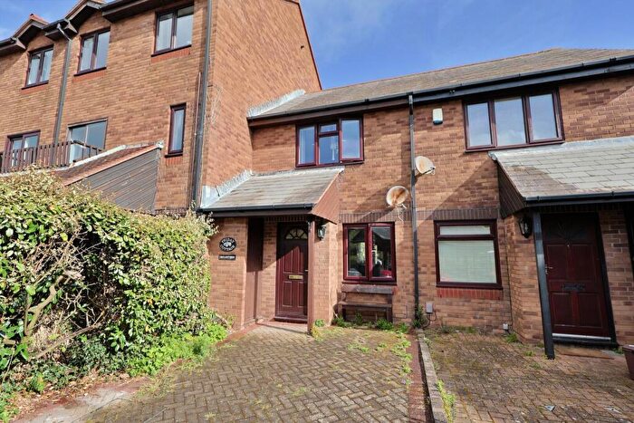 2 Bedroom Terraced House For Sale In Waldren Close, Baiter Park, Poole, BH15