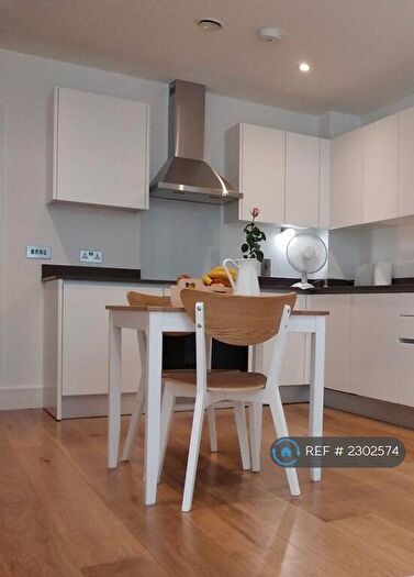 1 Bedroom Flat To Rent In Grove Place, London, SE9
