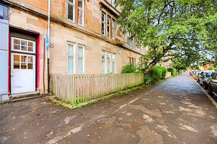 3 Bedroom Flat For Sale In /, Leslie Street, Glasgow, Glasgow City, G41
