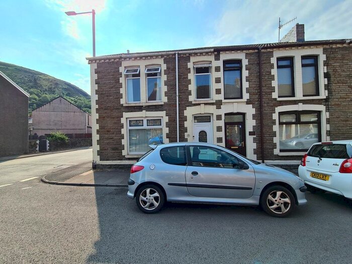 3 Bedroom End Of Terrace House To Rent In King Street, Port Talbot, Neath Port Talbot., SA13