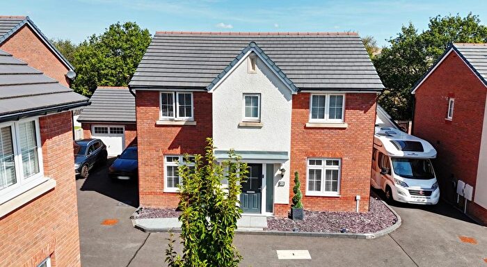 4 Bedroom Detached House For Sale In Comin Y Coed, Tonyrefail, Rhondda Cynon Taf, Rhondda Cynon Taf, Rhondda Cynon Taf, CF39