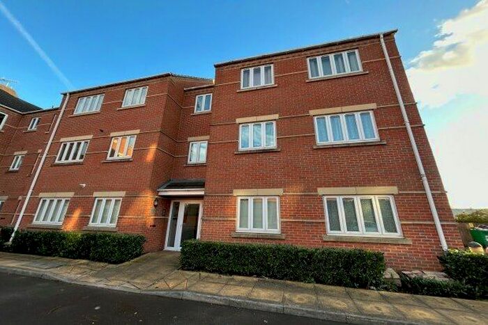 2 Bedroom Flat To Rent In Kelham Drive, Nottingham, NG5