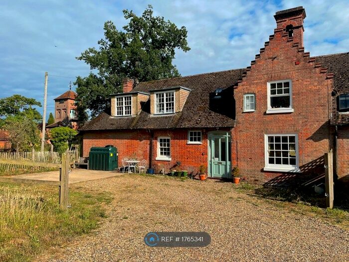 3 Bedroom Semi-Detached House To Rent In Tacolneston Hall, Tacolneston, Norwich, NR16