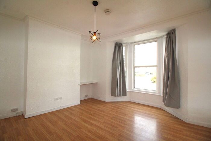 1 Bedroom Flat To Rent In Clarendon Road, Hove, BN3