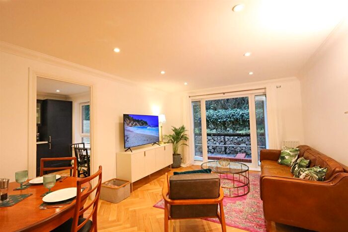 2 Bedroom Flat To Rent In Studland Road, Bournemouth, BH4