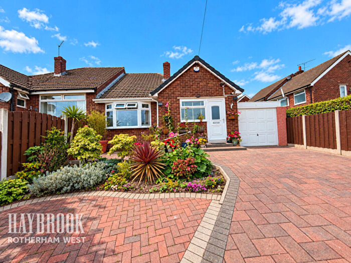 2 Bedroom Semi-Detached Bungalow For Sale In Bradgate Close, Rotherham, S61