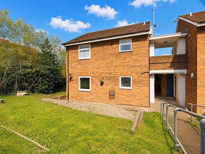 1 Bedroom Flat For Sale In Oakfields, Coleford., GL16