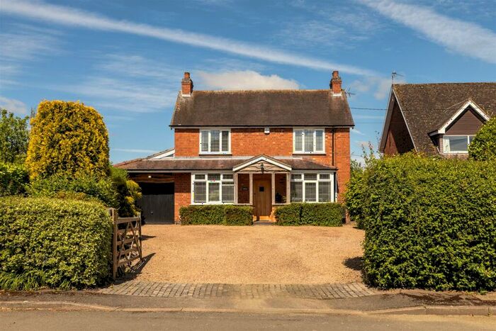 4 Bedroom Detached House For Sale In Hilton, Haseley Knob, Warwick, CV35