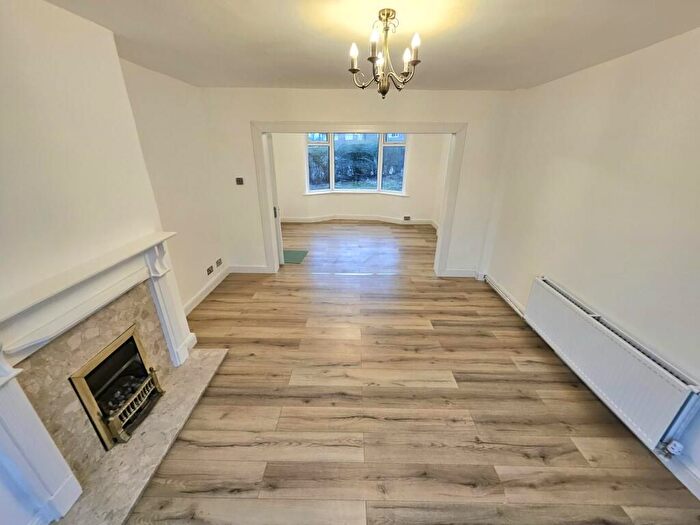 3 Bedroom Semi-Detached House To Rent In Westdean Crescent, Manchester, M19