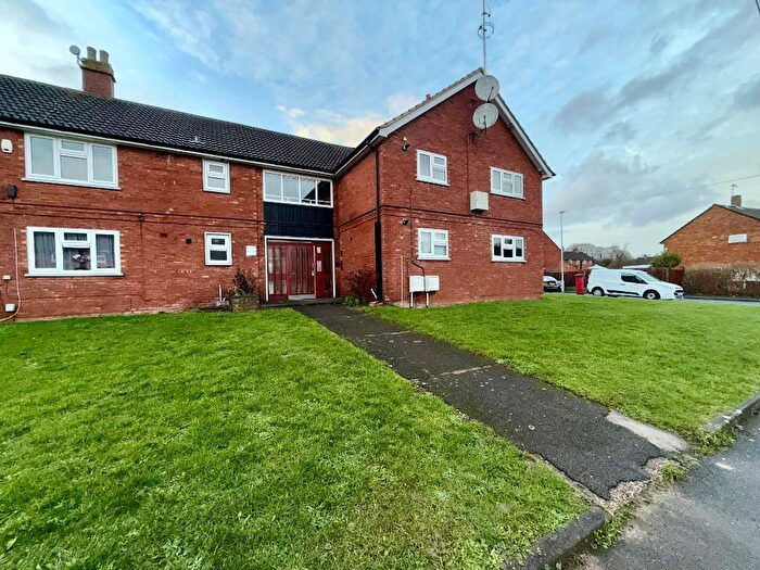 1 Bedroom Apartment For Sale In Dewsbury Road, Runfold, Luton, Bedfordshire, LU3