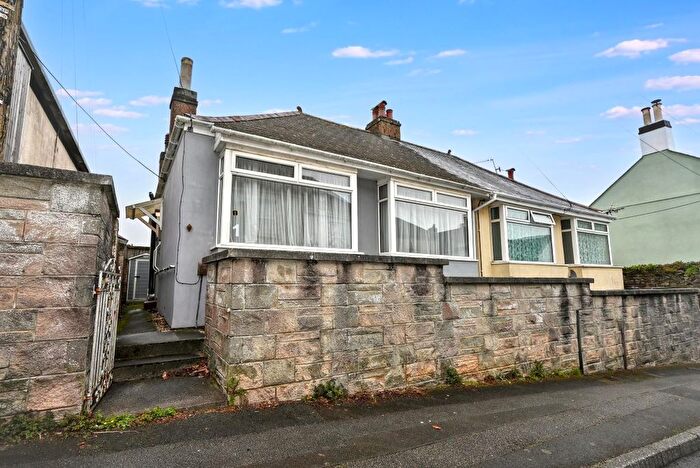2 Bedroom Bungalow For Sale In Albert Road, Saltash, Cornwall, PL12