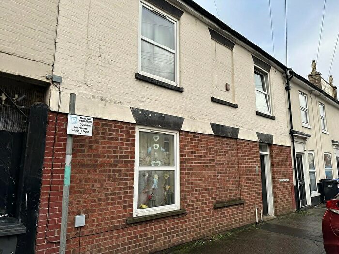 1 Bedroom Apartment To Rent In Tonning Street, Lowestoft, NR32