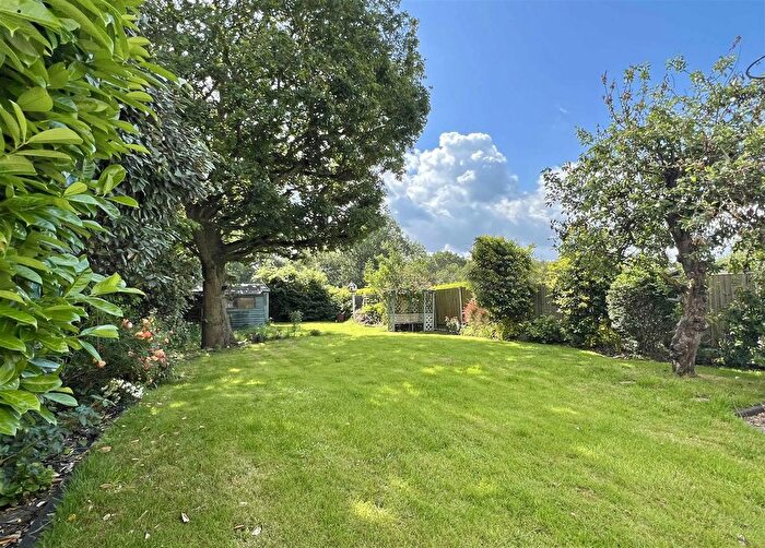 4 Bedroom Detached House For Sale In London Road, Black Notley, Braintree, CM77