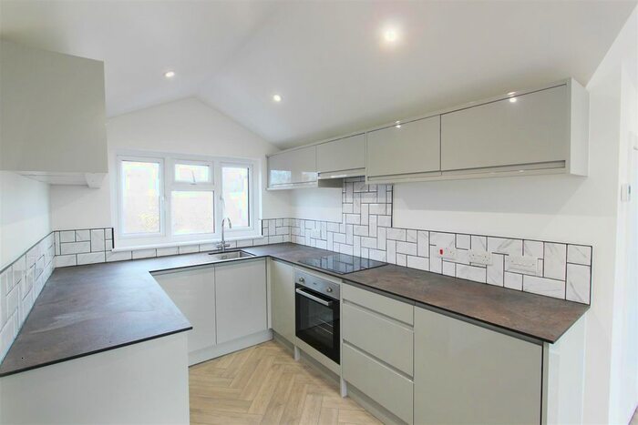 1 Bedroom Flat To Rent In Dallington Road, Hove, BN3