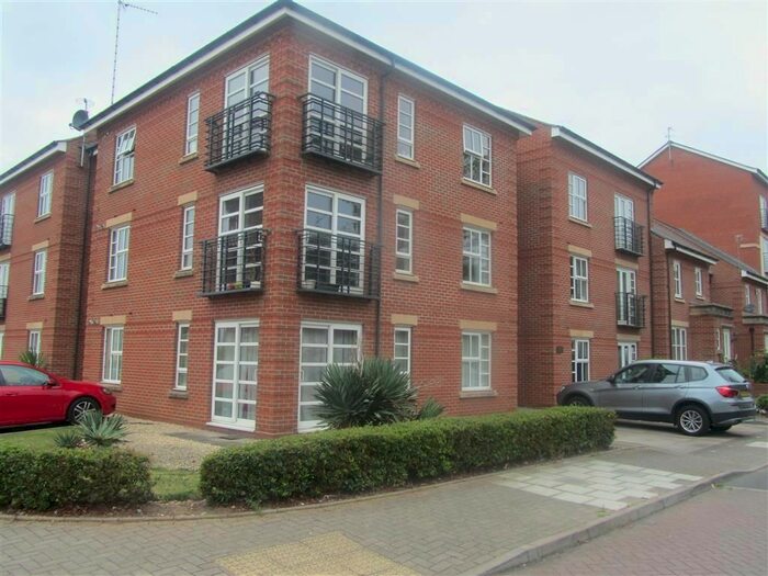 2 Bedroom Property To Rent In Staff Way, Erdington, Birmingham, B23