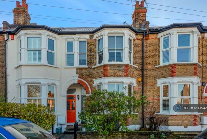 1 Bedroom Flat To Rent In Stillness Road, London, SE23