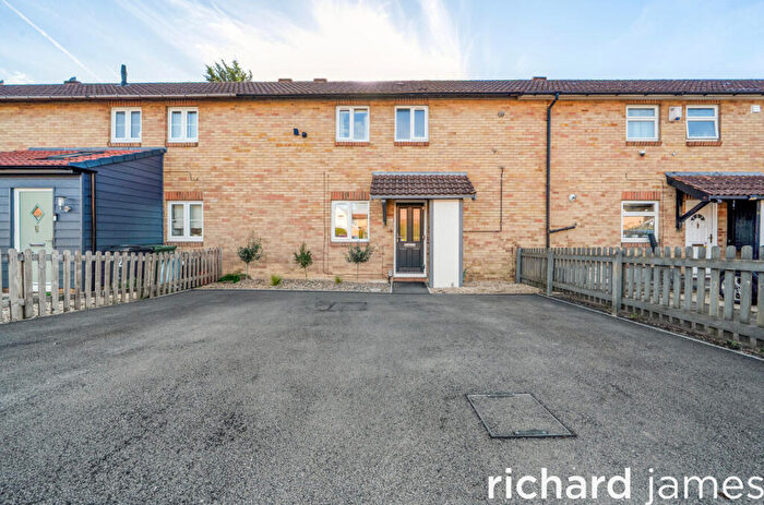 3 Bedroom Terraced House For Sale In Sudeley Way, Grange Park, Swindon, SN5