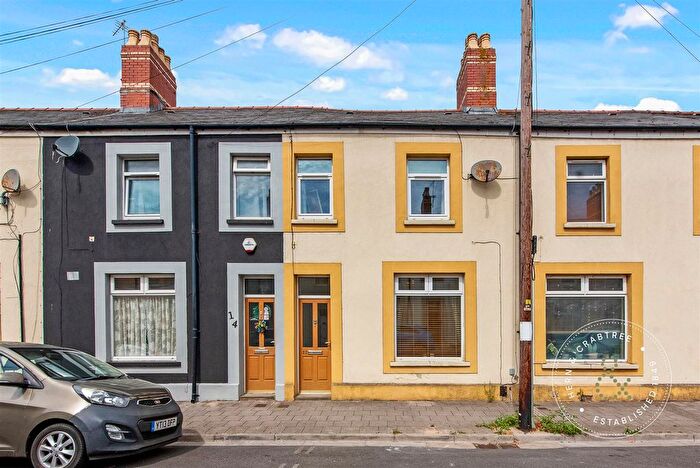 3 Bedroom Terraced House For Sale In Rutland Street, Grangetown, Cardiff, CF11