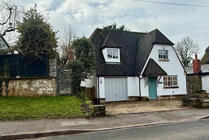 4 Bedroom House For Sale In Gretton Road, Gotherington, Cheltenham, GL52