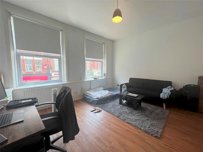 Studio To Rent In Topsfield Parade, Tottenham Lane, London, N8