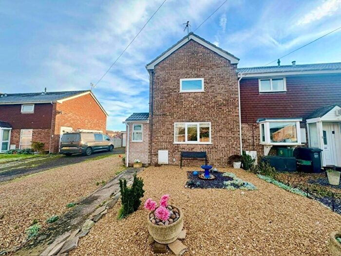 2 Bedroom End Of Terrace House For Sale In Portland Drive, Portishead, BS20