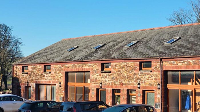 1 Bedroom Flat To Rent In Flat, Great Brynn Barton, PL26