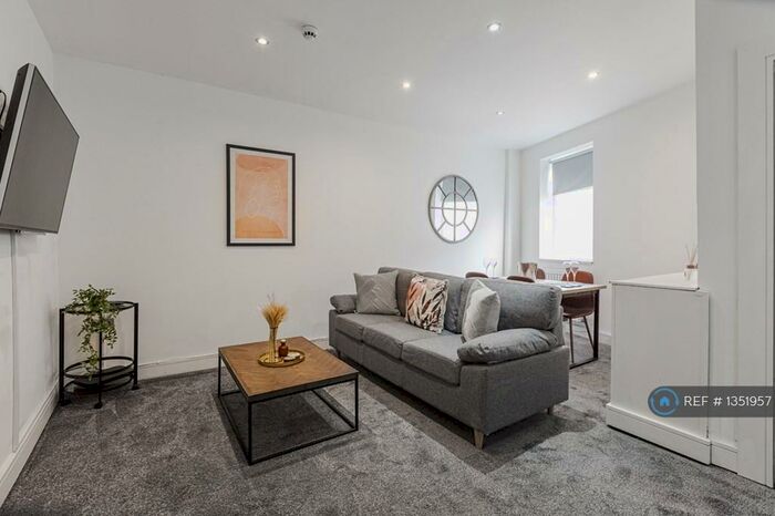 5 Bedroom Terraced House To Rent In Holt Road, Liverpool, L7