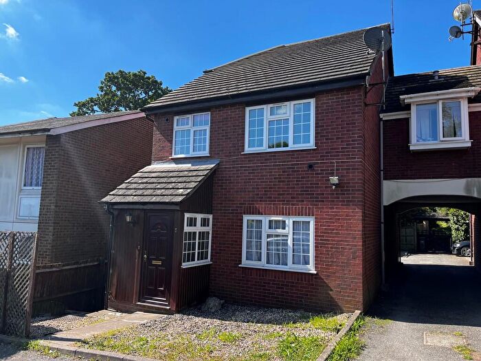 2 Bedroom Semi-Detached House To Rent In Fairfield Close, Northwood, HA6