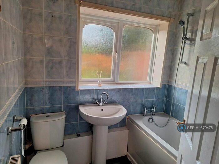 1 Bedroom Flat To Rent In Hayley Green Road, Birmingham, B32